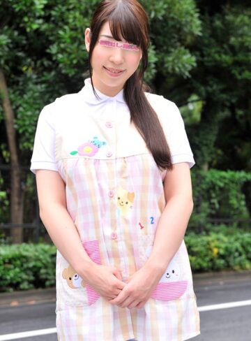 【無料フル】子供が大好き！どんなときでも笑顔あふれる素人の巨乳お姉さん限定！童貞クンの夢である授乳手コキをお願いしたら心優しい新人の幼稚園の先生＆保母さんは大きなおっぱいと母性愛を刺激され筆おろしSEXしてくれるのか！？ のぞみ｜dkra02801