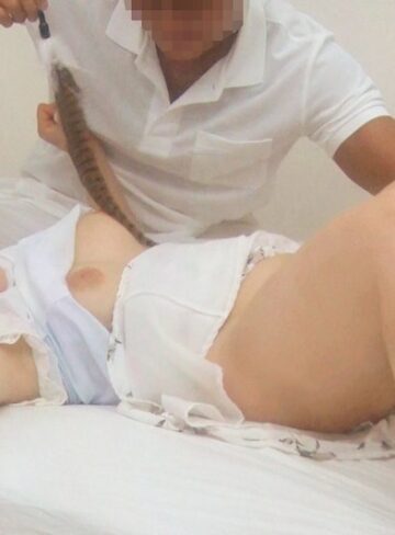 【無料フル】一般男女モニタリングAV 素人娘が絶頂の限界に挑戦！巨乳の女子大生が乳首とオマ○コへの人生初の上下同時責め3Pで連続イキ！恥じらいも快感も2倍の一斉愛撫でヨガり狂った女子大生はのけぞりSEXで中出しまでしてしまうのか！？ ももか｜dkra03003