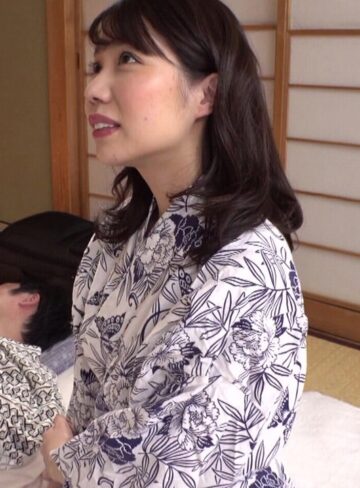 【無料フル】可憐な奥さんも押せばヤれる！！マッサージ師が中出しまで完遂！！｜h_1825tssr04505